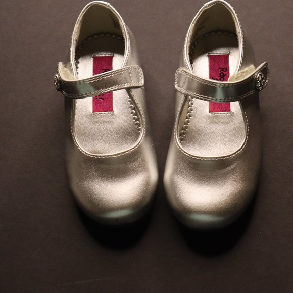 silver mary jane shoes girl